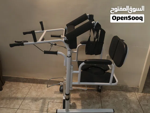 كرسي طبي هيدروليكي متعدد الاستخدامات للكبارو ذوي الاحتياجات الخاصة