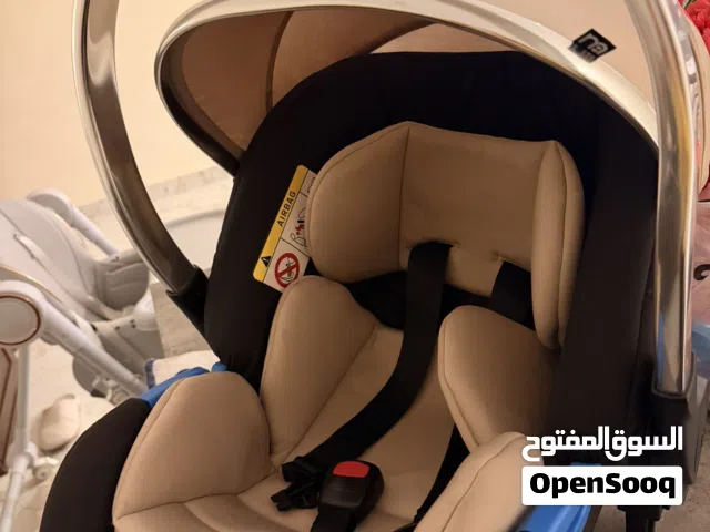 كرسي سيارة للاطفال