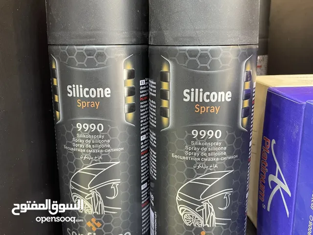 spray car to restore the color of tainted plastic
