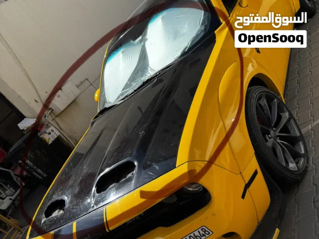 للبيع اغراض تشالنجر 2015  srt هليكات و كرايسلر srt من 2011 ل 2014