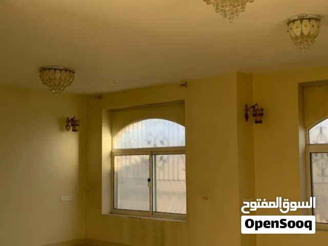 شقه الدور الثاني في فيلا في الاصبحي الجديد