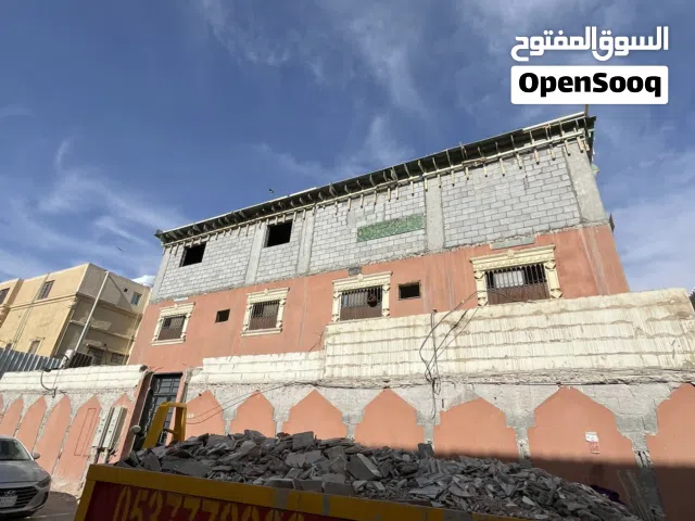 مقاول بناء