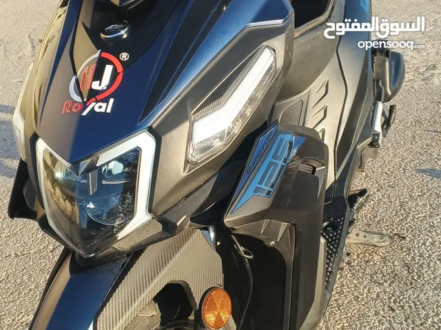 سكوتر QJ 125 cc موديل 2022