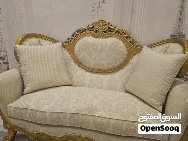 طقم كنب كلاسيكي ملكي