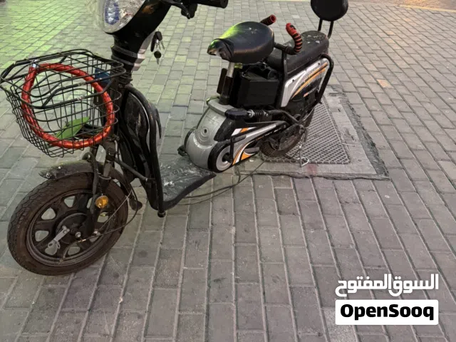 E- bike  سكوتر كهربائي مستعمل بس جديد