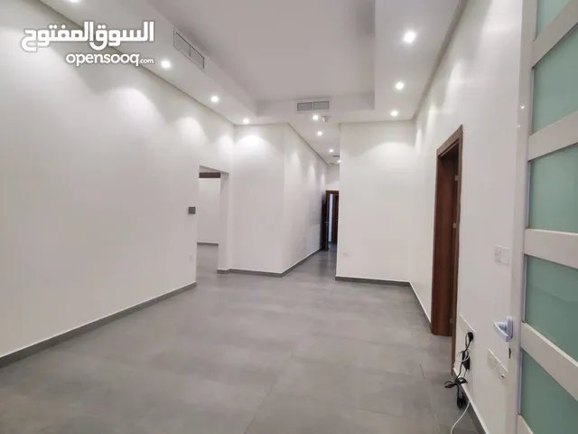 10 m2 3 Bedrooms Apartments for Rent in Farwaniya Omariya