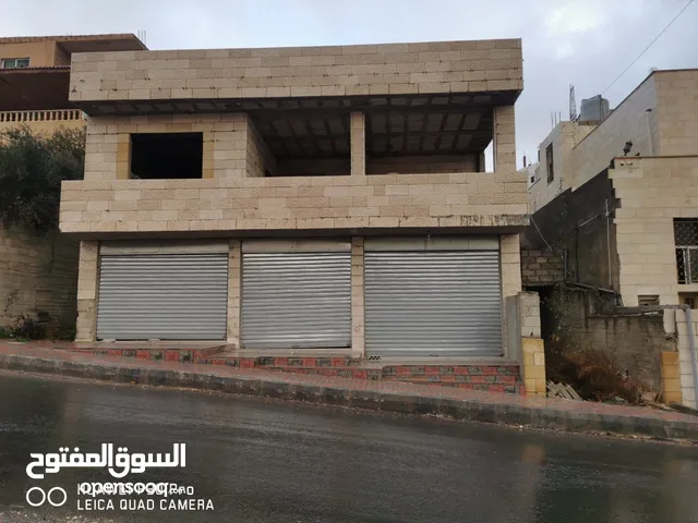 250m2 4 Bedrooms Townhouse for Sale in Amman Salihiyat Al-Abid