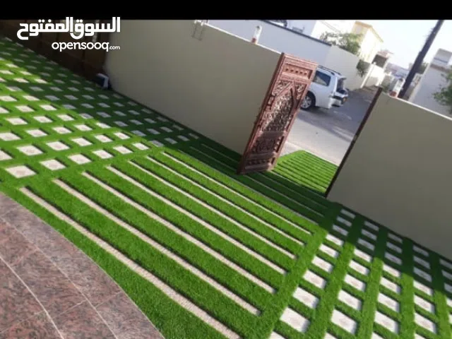 بيع وتركيب السجاد الانجيل الصناعي والعشب الصناعي الترتان