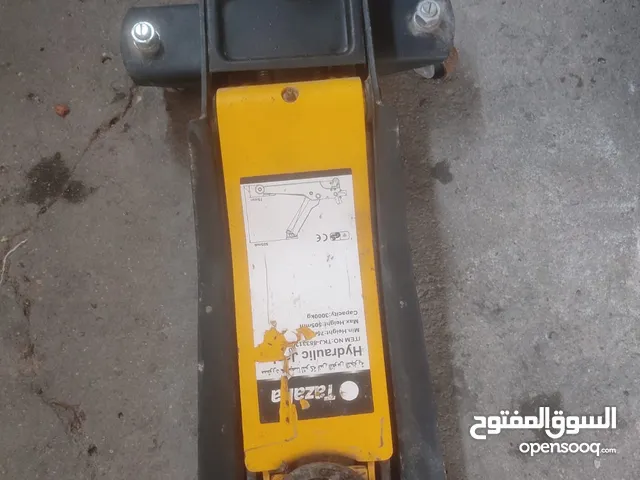 جك للبيع 3 طن جديد فقط ما ينزل الى الاخير