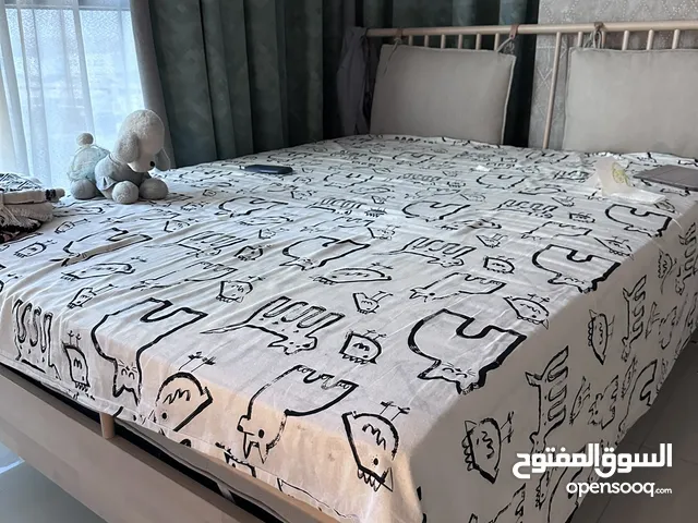 اسرة للبيع