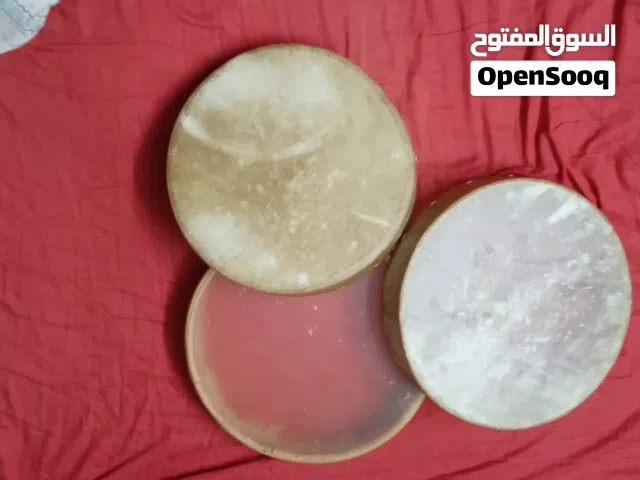 طار متنوع قطر 40 سم جلد سمك وماعز عدد 3 بحالة ممتازة جدا للبيع