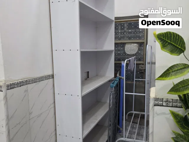 رفوف خشبية وميوزه حديد للبيع