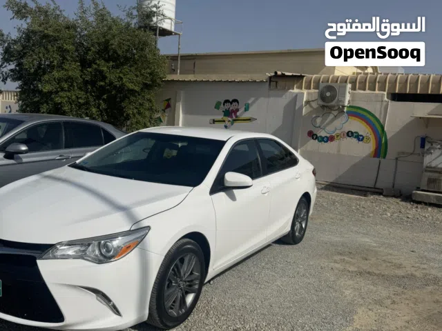 عاجل للبيع كامري SE وارد امريكا ارباجات وكاله ممشى 130 ميل