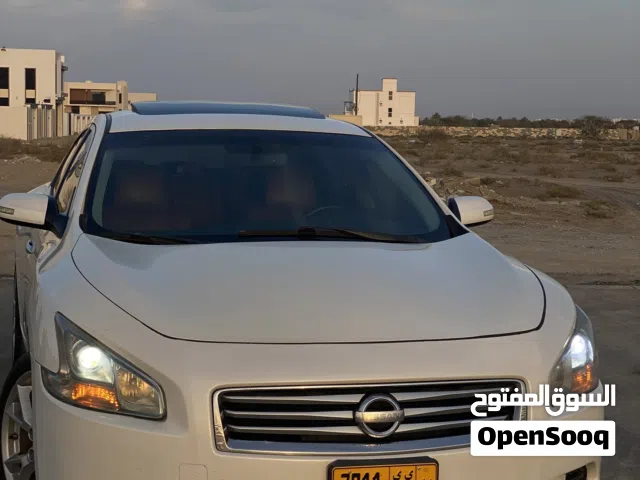 نيسان مكسيما 2012 رقم واحد