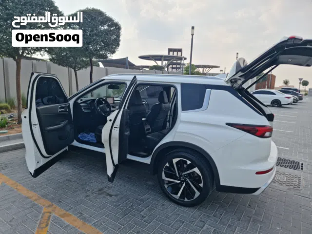 mitsubishi outlander 2024