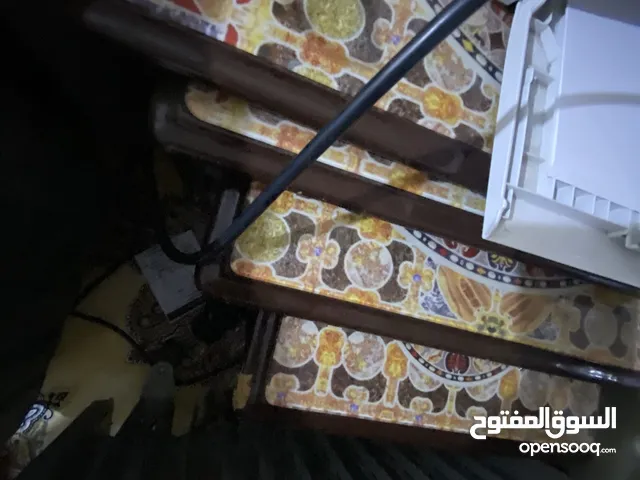 طاولات نظيفة