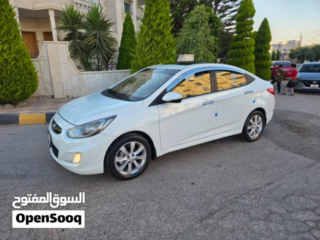 2014 Hyundai Accent Standard