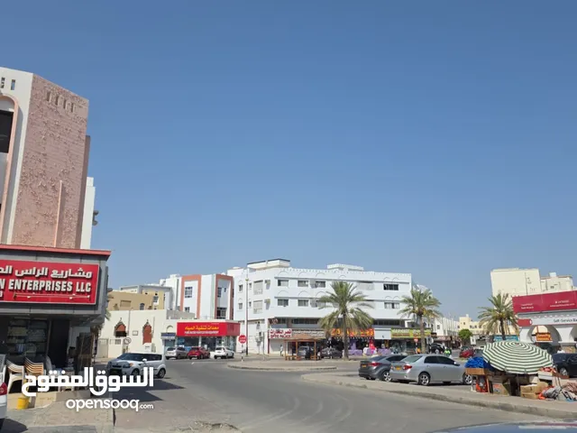 بناية للبيع في سوق السيب موقع ممتاز