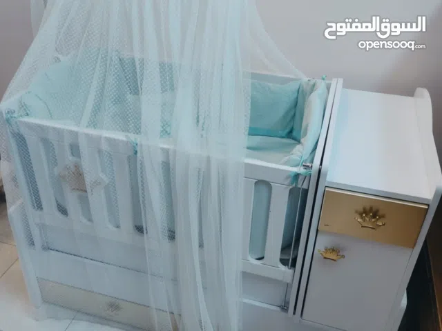 سرير طفل تركي