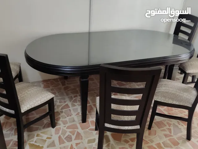 طاولة سفرة خشب صلد للبيع