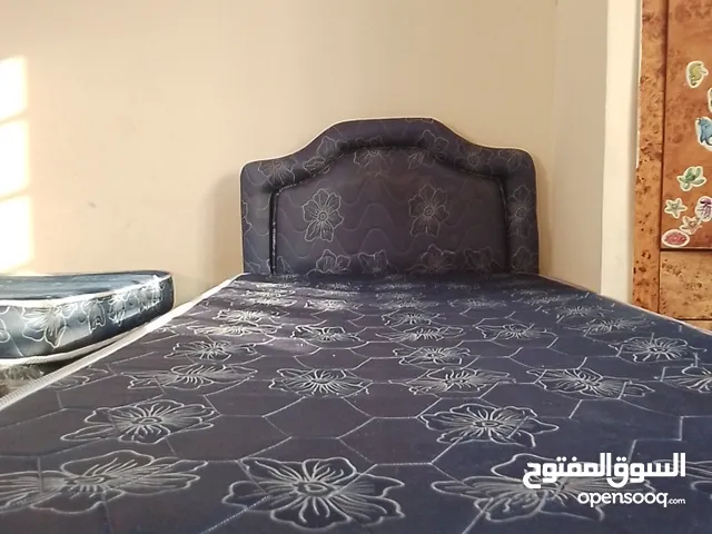 طقم اسرة سنقل الواحد ب 15 ريال