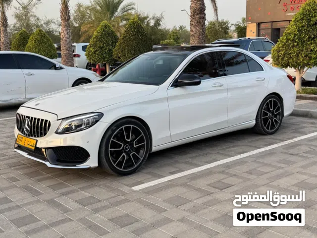 2016 مرسيدس بنز الفئة-C C 300