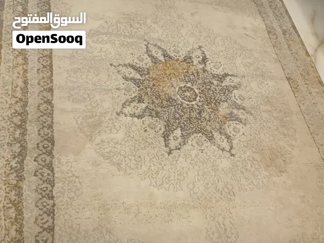 سجاد فاخر مستعمل