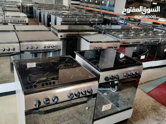 Excellent condition electric cooking oven for sale