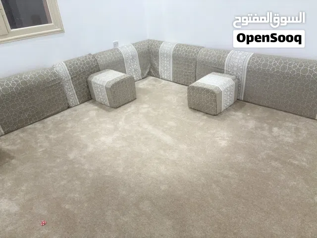 مستعمل استخدام خفيف شبه جديد