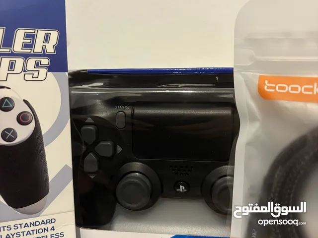 كنترول ps4 , اصلي ،جديد ،مع اغراض اضافية