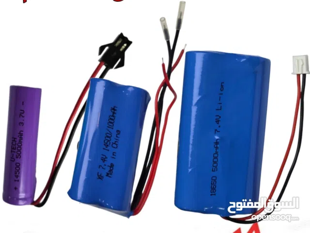 بطاريات شحن للسماعات والالعاب