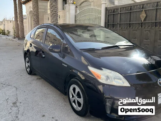 Used Toyota Prius in Amman