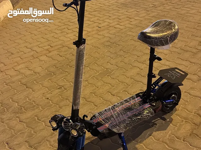 سكوتر كهربائي يمشي 35 كيلو