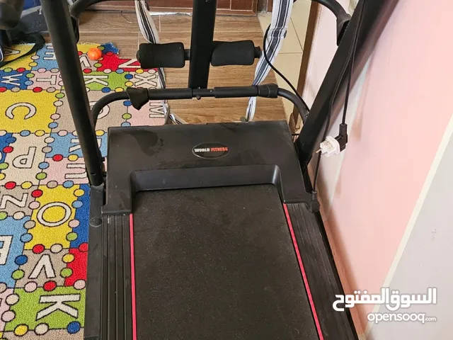 جهاز الرياضه المشي ومعه كل أغراضه