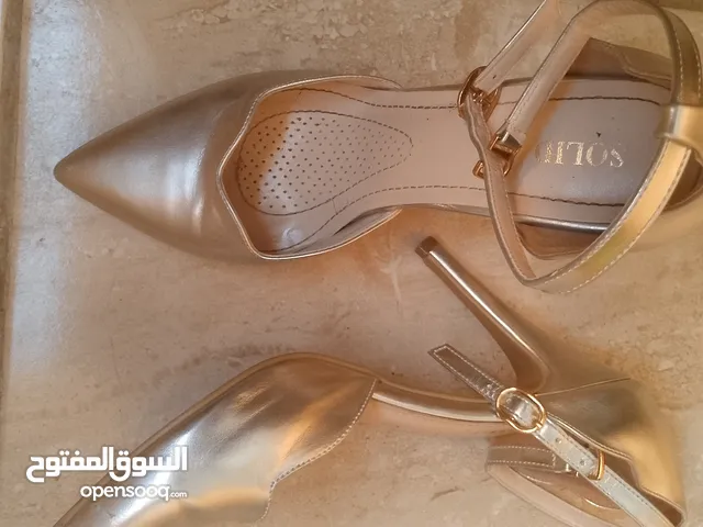 Silver heel كعب سلفر (فضي) طويل