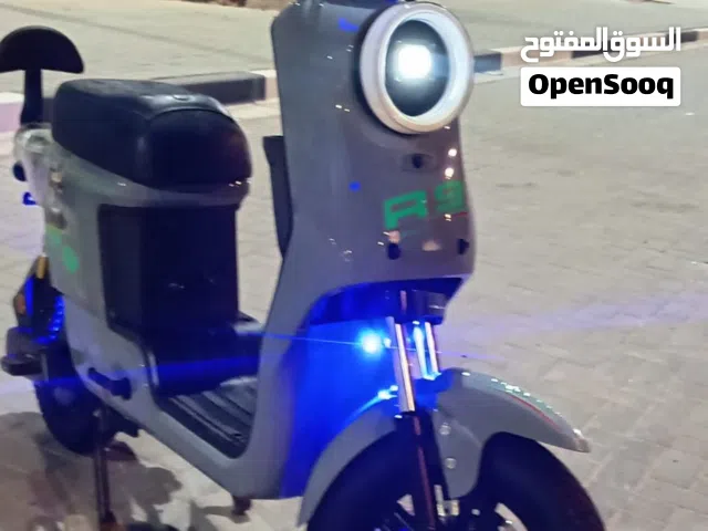 دراجات شحن 2 للبيع التواصل هاذ الرقم جوا