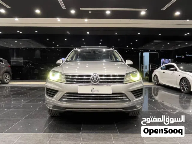 Volkswagen Touareg V6 model 2015