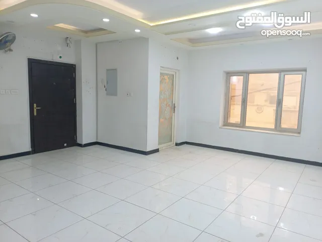 شقة مكتبية تجارية للإيجار في الجزائر