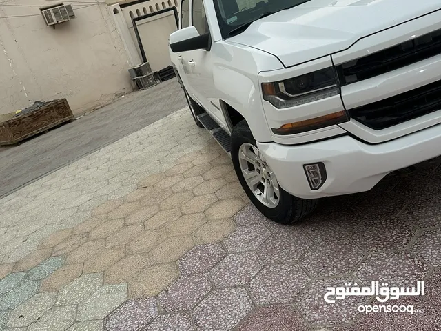 Used Chevrolet Silverado in Abu Dhabi