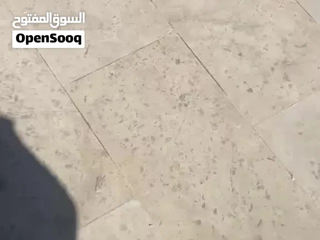 السلام عليكم ورحمة الله  معاكم أمير - معلم بلاط وسيراميك خبرة 8 سنوات ساكن في ينبع البلد  خدماتي: -
