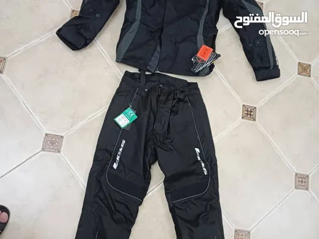 ملابس الوقاية لدراجة نارية