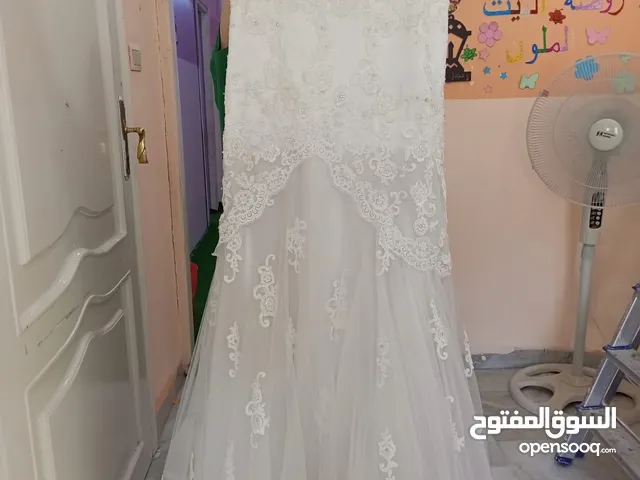 بدلات أعراس للبيع بسعر حزق