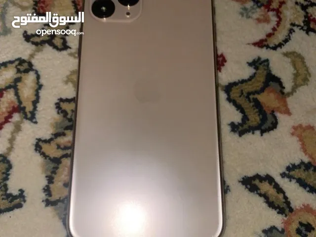 ايفون 11بور