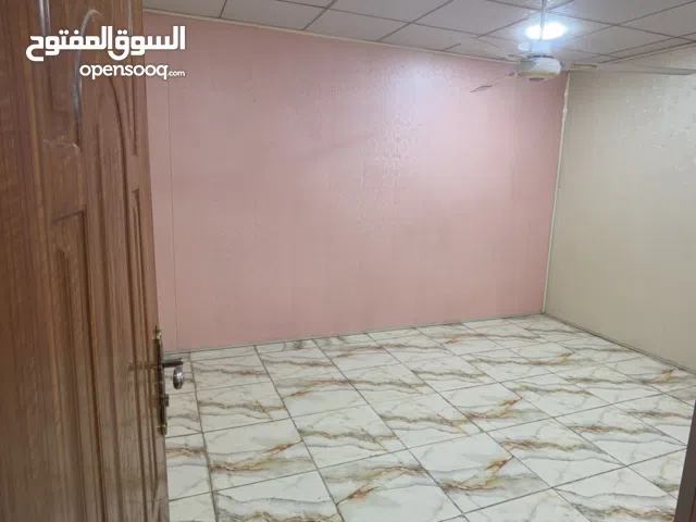 150 m2 4 Bedrooms Townhouse for Rent in Basra Asma'i