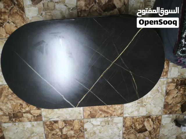 طاولات صاله بحالة الجديد
