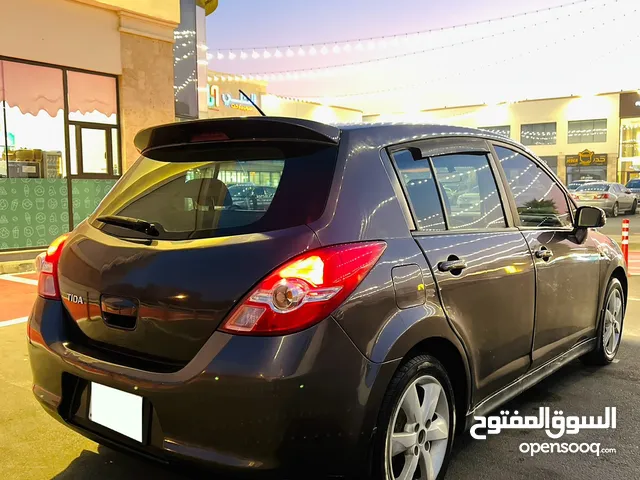 NISSAN TIIDA HATCHBACK 2009