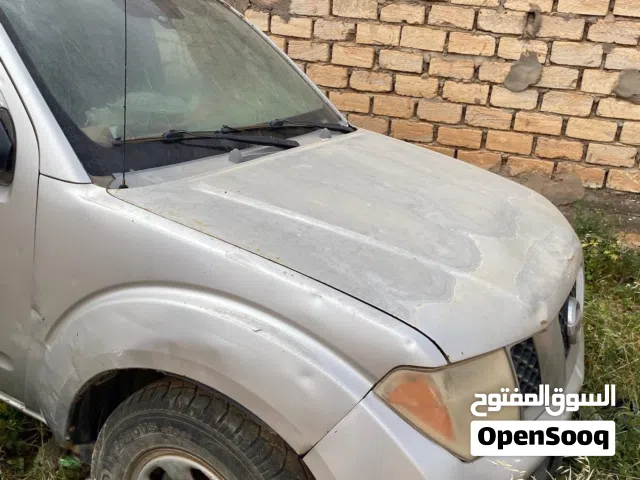 2003 نيسان نافارا DX