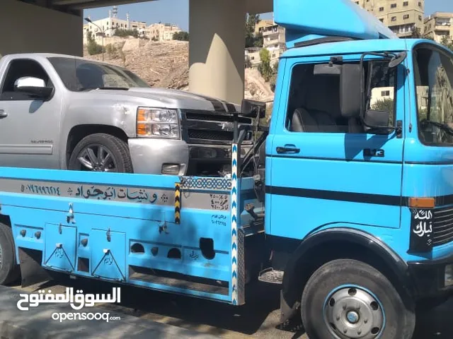 Tow Truck Mercedes Benz 1980 in Amman