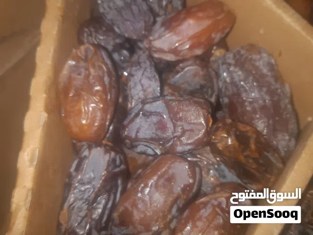 يتوفر لدينا تمر معجون بسعر نار