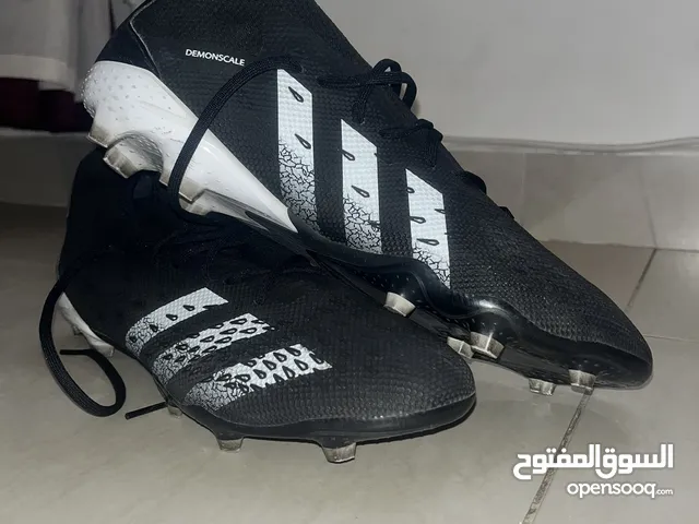 Good quality football shoes